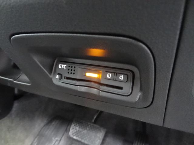 インサイトエクスクルーシブ ＸＬ　インターナビセレクト　クルコン　スマートキー　プッシュスタート　純正アルミ　ＢＴ接続　フルセグ　ＨＩＤ　Ｆフォグ　純正ナビ　ＭＴモード（21枚目）