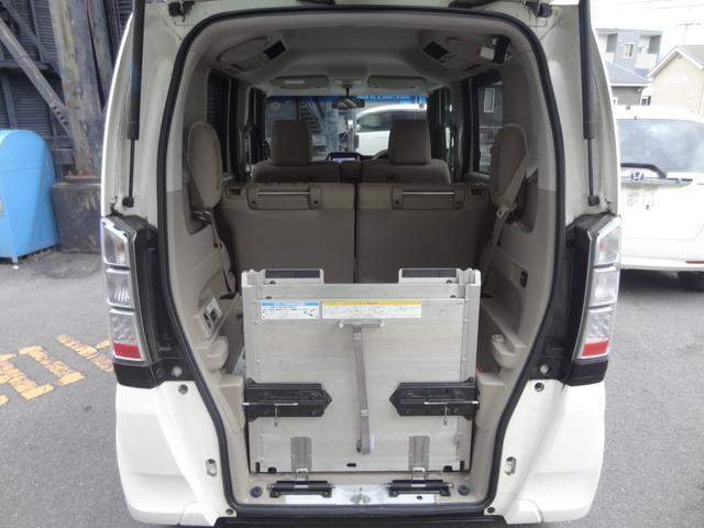 N-BOX+ 福祉車両 G Lパッケージ車いす仕様車 車椅子1台固定 両側スライド バックカメラ ステリモ CD オートエアコン(11枚目)