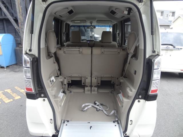 N-BOX+ 福祉車両 G Lパッケージ車いす仕様車 車椅子1台固定 両側スライド バックカメラ ステリモ CD オートエアコン(15枚目)