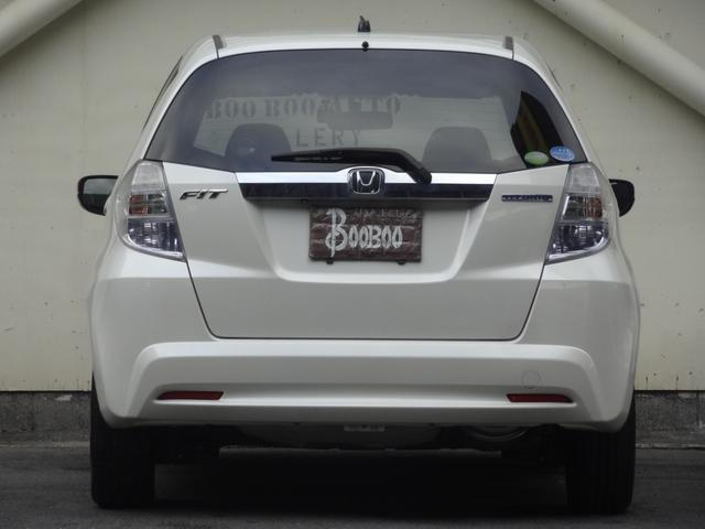 フィットハイブリッド ベースグレード クルコン バックカメラ キーレス 純正ナビ CD DVD ETC ワンセグ オートエアコン(7枚目)