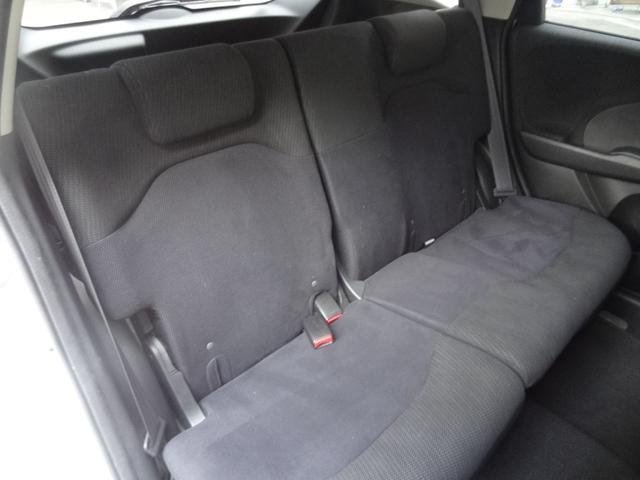 フィットハイブリッド ベースグレード クルコン バックカメラ キーレス 純正ナビ CD DVD ETC ワンセグ オートエアコン(10枚目)