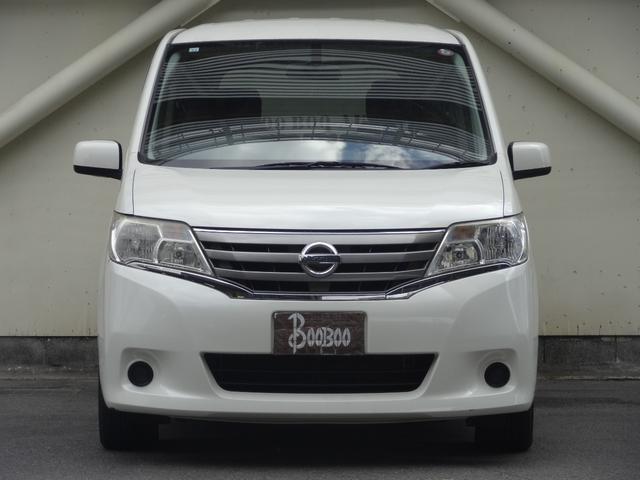 セレナ ２０Ｘ　Ｓ－ハイブリッド　左側パワースライドドア　クルーズコントロール　純正ＳＤナビ　バックカメラ　社外アルミホイール　オートライト　オートエアコン（6枚目）