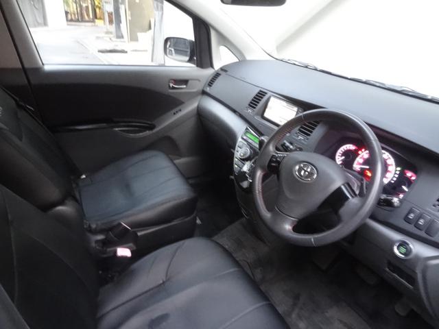 アイシス プラタナブラックリミテッド 両側パワースライドドア スマートキー プッシュスタート パドルシフト HID オートライト フロントフォグ オートエアコン ステリモ 革巻ハンドル ビルトインETC 純正AW(11枚目)