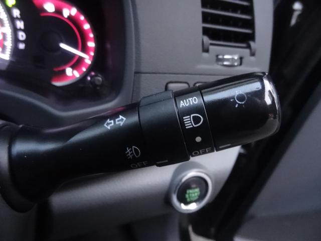 アイシス プラタナブラックリミテッド 両側パワースライドドア スマートキー プッシュスタート パドルシフト HID オートライト フロントフォグ オートエアコン ステリモ 革巻ハンドル ビルトインETC 純正AW(21枚目)