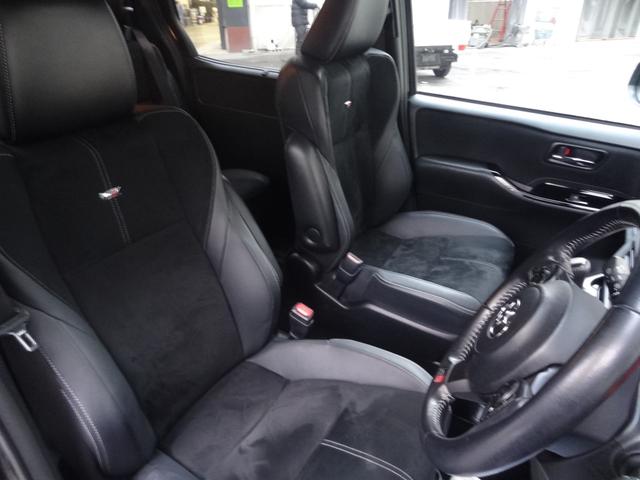 TOYOTA VOXY ZS GR SPORT