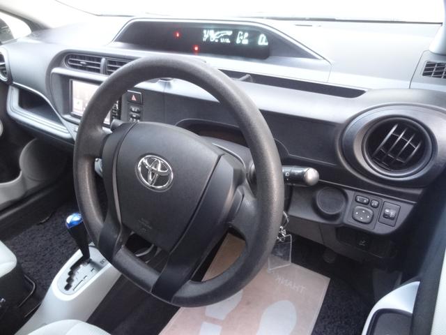 アクア L キーレス 純正ナビ ワンセグ Bカメ BT接続 運転席PW iストップ ECO・EVモード オートエアコン(8枚目)