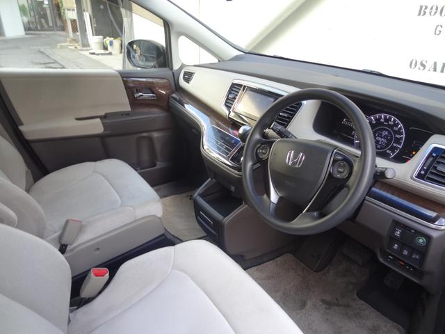 オデッセイ Ｇ　左Ｐスラ　クルコン　スマートキー　Ｐスタート　２列目オットマン　純正ナビ　ＢＴ接続　フルセグ　Ｂカメ　ｉストップ　オートエアコン　ビルトインＥＴＣ（12枚目）