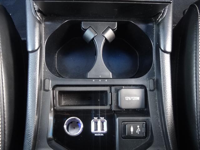 ハリアー プレミアム　アドバンスドパッケージ　大型サンルーフ　ハーフレザーシート　レーダークルコン　プリクラッシュセーフティ　レーンディパーチャーアラート　パワーリアゲート　３６０度カメラ　ＪＢＬサウンドシステム　純正マルチナビ　ＭＴモード（19枚目）