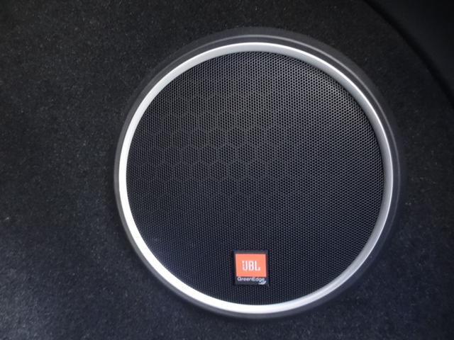 ハリアー プレミアム　アドバンスドパッケージ　大型サンルーフ　ハーフレザーシート　レーダークルコン　プリクラッシュセーフティ　レーンディパーチャーアラート　パワーリアゲート　３６０度カメラ　ＪＢＬサウンドシステム　純正マルチナビ　ＭＴモード（25枚目）