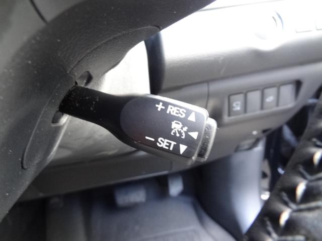 ハリアー プレミアム　アドバンスドパッケージ　大型サンルーフ　ハーフレザーシート　レーダークルコン　プリクラッシュセーフティ　レーンディパーチャーアラート　パワーリアゲート　３６０度カメラ　ＪＢＬサウンドシステム　純正マルチナビ　ＭＴモード（29枚目）