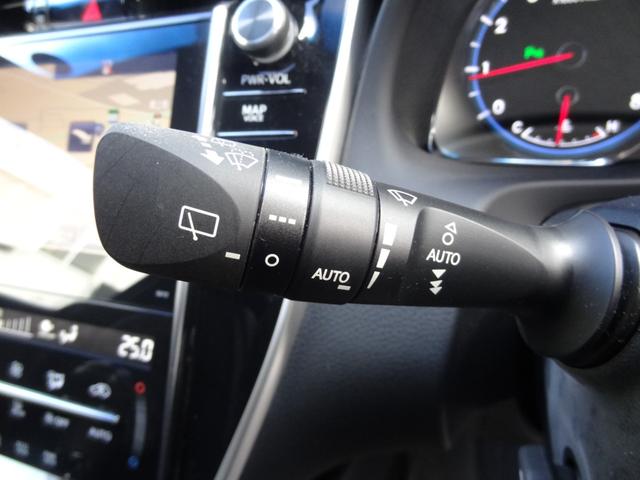 ハリアー プレミアム　アドバンスドパッケージ　大型サンルーフ　ハーフレザーシート　レーダークルコン　プリクラッシュセーフティ　レーンディパーチャーアラート　パワーリアゲート　３６０度カメラ　ＪＢＬサウンドシステム　純正マルチナビ　ＭＴモード（30枚目）