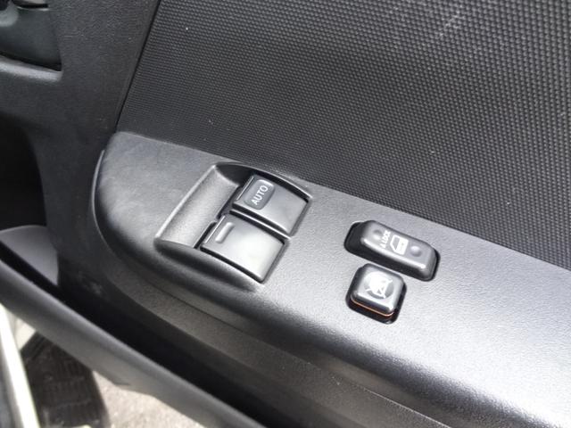 レジアスエースバン ＤＸ　車椅子仕様車　Ｂタイプ　スイングアームリフト　左側パワースライドドア　オートステップ　車椅子２基　純正ＳＤナビ　バックカメラ　Ｂｌｕｅｔｏｏｔｈ　パワーウィンドウ　コーナーセンサー　電格ミラー（29枚目）