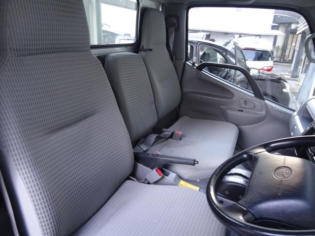 トヨエース Sシングルジャストロー 電動ウィンチ パワーウィンドウ ETC フロントフォグライト 三方開 ジャストロートラック 3人乗り スペアタイヤ 運転席エアバック(16枚目)