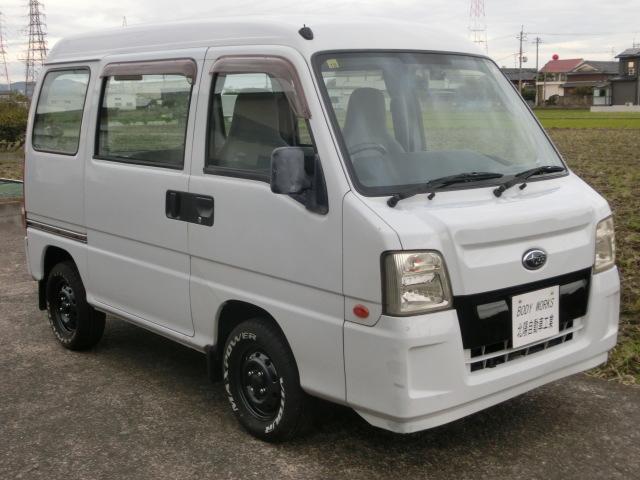 サンバーバン VB 5速マニュアル エアコン パワステ エアバック 走行8.3万キロ 最終型 ホワイトレタータイヤ(4枚目)