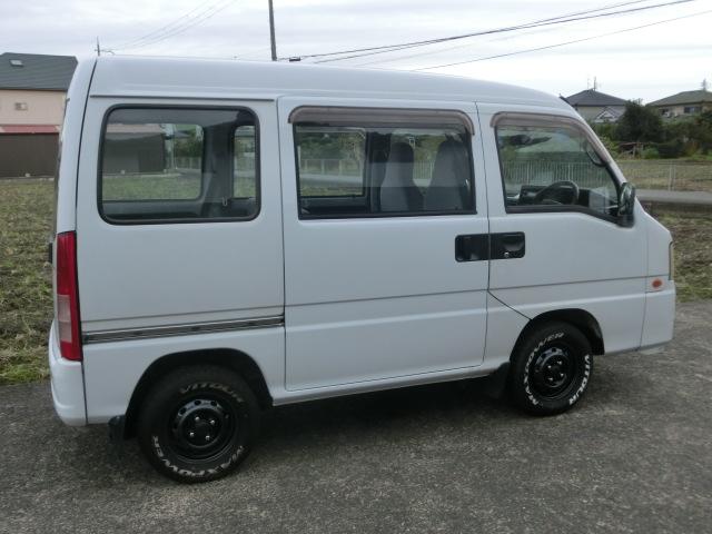 サンバーバン VB 5速マニュアル エアコン パワステ エアバック 走行8.3万キロ 最終型 ホワイトレタータイヤ(8枚目)