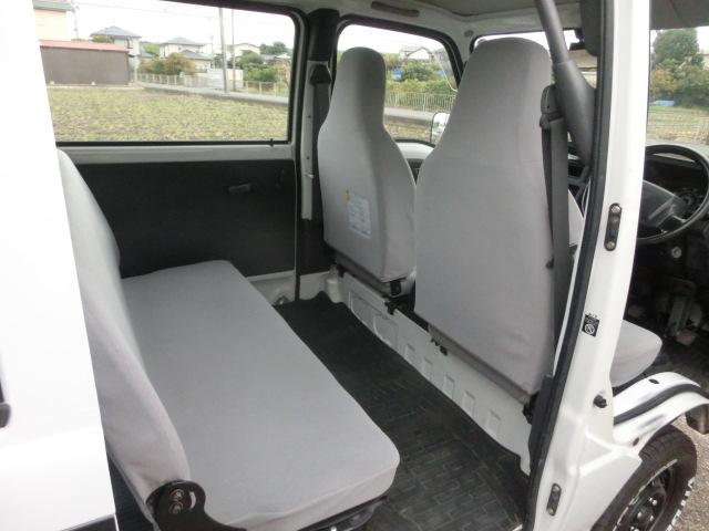 サンバーバン VB 5速マニュアル エアコン パワステ エアバック 走行8.3万キロ 最終型 ホワイトレタータイヤ(36枚目)