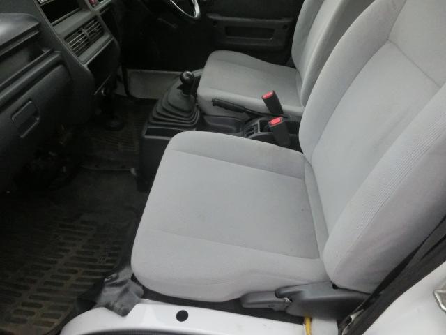 サンバーバン VB 5速マニュアル エアコン パワステ エアバック 走行8.3万キロ 最終型 ホワイトレタータイヤ(43枚目)