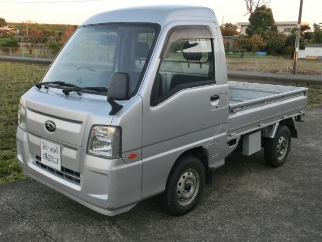 商品車は別の駐車場にて保管していますので、ご来店前には事前にご連絡頂ければ幸いです。事前連絡なしでのご来店は非対応となります。