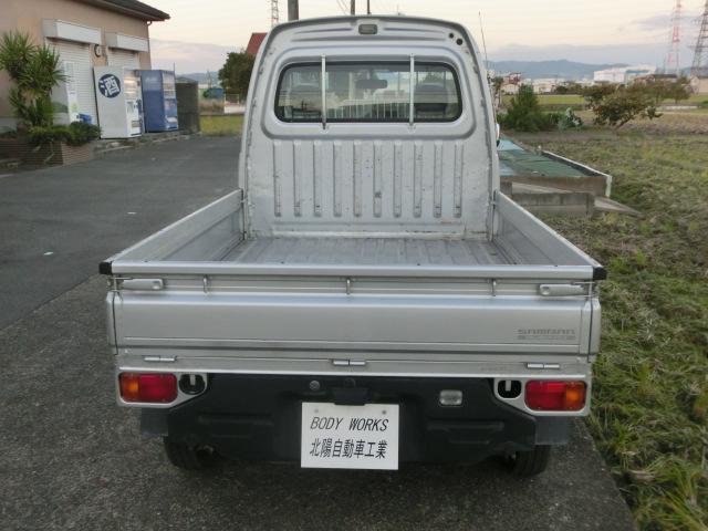 商品車は別の駐車場にて保管していますので、ご来店前には事前にご連絡頂ければ幸いです。事前連絡なしでのご来店は非対応となります。