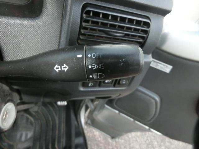 車両の状態につきましては、画像判断もしくは現車確認をお願いします。気になる点や状態につきましては遠慮なくお問い合わせください。