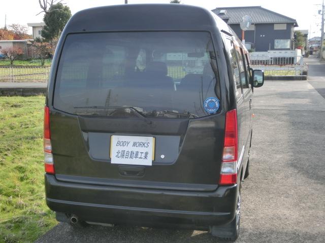 ディアスワゴン スーパーチャージャー タフパッケージ エアコン パワステ パワーウィンドウ リアヒーター キーレス セキュリティー アルミホイール フロント&リヤひじ掛け付シート タコメーター付 ABS エアバック 検査R8年7月 助手席エアバック(12枚目)