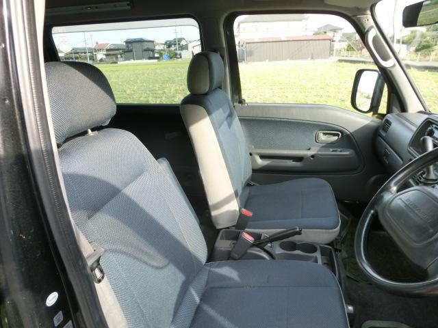 ディアスワゴン スーパーチャージャー タフパッケージ エアコン パワステ パワーウィンドウ リアヒーター キーレス セキュリティー アルミホイール フロント&リヤひじ掛け付シート タコメーター付 ABS エアバック 検査R8年7月 助手席エアバック(29枚目)