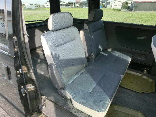 ディアスワゴン スーパーチャージャー タフパッケージ エアコン パワステ パワーウィンドウ リアヒーター キーレス セキュリティー アルミホイール フロント&リヤひじ掛け付シート タコメーター付 ABS エアバック 検査R8年7月 助手席エアバック(39枚目)