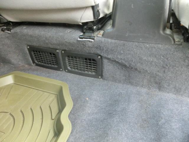 ディアスワゴン スーパーチャージャー タフパッケージ エアコン パワステ パワーウィンドウ リアヒーター キーレス セキュリティー アルミホイール フロント&リヤひじ掛け付シート タコメーター付 ABS エアバック 検査R8年7月 助手席エアバック(41枚目)