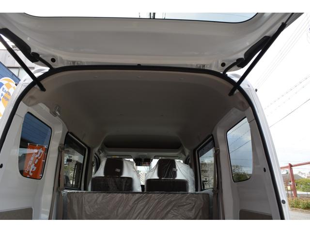 ミニキャブバン Ｇ　Ｇハイルーフ　届出済未使用　禁煙車　ナビ　ＤＴＶ　バックカメラ　Ｂｌｕｅｔｏｏｔｈ　ドライブレコーダー　ＥＴＣ　ブレーキサポート　レーンキープアシスト　ＬＥＤライト　キーレス　ＵＳＢポート（8枚目）