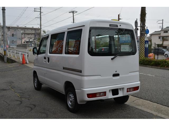 ミニキャブ・ミーブ ＣＤ　１６．０ｋｗｈ　４シーター　ＣＤハイルーフ　１６．０ｋｗｈ　法人ワンオーナー禁煙車　フォグランプ　ＥＴＣ（6枚目）