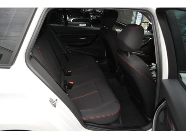 ３シリーズ ３２０ｉツーリング　スポーツ　禁煙車　純正ナビ　ＥＴＣ　バックカメラ　ＨＩＤヘッド　フォグ　衝突回避・被害軽減ブレーキパワーテールゲート　インテリジェントレーンディパーチャーＰＤＣ　ＩＳＴＯＰ　アクティブクルーズコントロールＥＴＣ（16枚目）