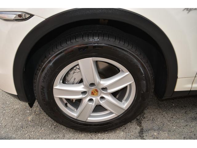 ３シリーズ ３２０ｉツーリング　スポーツ　禁煙車　純正ナビ　ＥＴＣ　バックカメラ　ＨＩＤヘッド　フォグ　衝突回避・被害軽減ブレーキパワーテールゲート　インテリジェントレーンディパーチャーＰＤＣ　ＩＳＴＯＰ　アクティブクルーズコントロールＥＴＣ（29枚目）