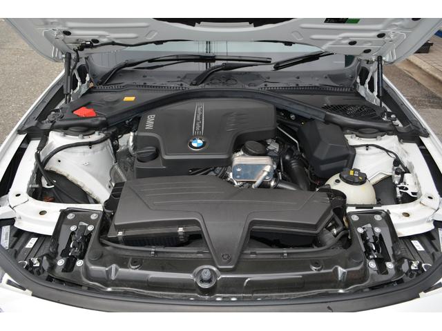 ３シリーズ ３２０ｉツーリング　スポーツ　禁煙車　純正ナビ　ＥＴＣ　バックカメラ　ＨＩＤヘッド　フォグ　衝突回避・被害軽減ブレーキパワーテールゲート　インテリジェントレーンディパーチャーＰＤＣ　ＩＳＴＯＰ　アクティブクルーズコントロールＥＴＣ（34枚目）