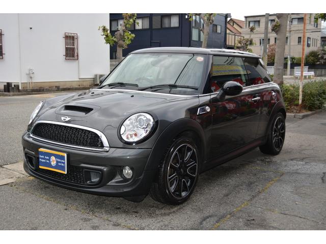 ＭＩＮＩ クーパーＳ　禁煙車　カロッツェリアナビ　ＤＴＶ　バックカメラ　Ｂｌｕｅｔｏｏｔｈ　ドラレコ　ＥＴＣ　１７インチアルミ　ＨＩＤライト　キーレス２個　センター２本出しマフラー　取扱説明書　保証書　キーレス２個（5枚目）
