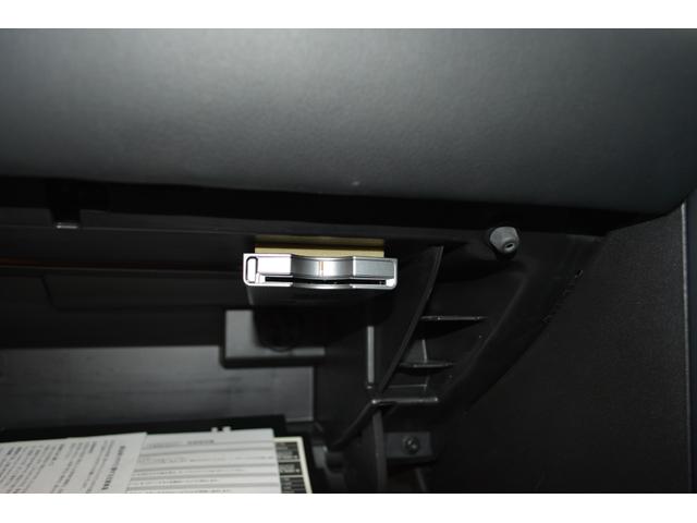 ＭＩＮＩ クーパーＳ　禁煙車　カロッツェリアナビ　ＤＴＶ　バックカメラ　Ｂｌｕｅｔｏｏｔｈ　ドラレコ　ＥＴＣ　１７インチアルミ　ＨＩＤライト　キーレス２個　センター２本出しマフラー　取扱説明書　保証書　キーレス２個（37枚目）