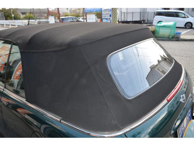 ＭＩＮＩ クーパーＳ　コンバーチブル　スーパーチャージャー　禁煙車　ミラー型ドラレコバックカメラ　ＥＴＣ　１７インチアルミ　ＨＩＤライト　キーレスキー（32枚目）