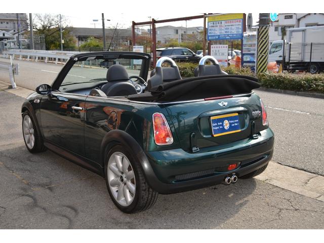 ＭＩＮＩ クーパーＳ　コンバーチブル　スーパーチャージャー　禁煙車　ミラー型ドラレコバックカメラ　ＥＴＣ　１７インチアルミ　ＨＩＤライト　キーレスキー（56枚目）