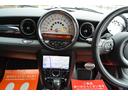 クーパーＳ　禁煙車　カロッツェリアナビ　ＤＴＶ　バックカメラ　Ｂｌｕｅｔｏｏｔｈ　ドラレコ　ＥＴＣ　１７インチアルミ　ＨＩＤライト　キーレス２個　センター２本出しマフラー　取扱説明書　保証書　キーレス２個（21枚目）