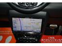クーパーＳ　禁煙車　カロッツェリアナビ　ＤＴＶ　バックカメラ　Ｂｌｕｅｔｏｏｔｈ　ドラレコ　ＥＴＣ　１７インチアルミ　ＨＩＤライト　キーレス２個　センター２本出しマフラー　取扱説明書　保証書　キーレス２個（32枚目）