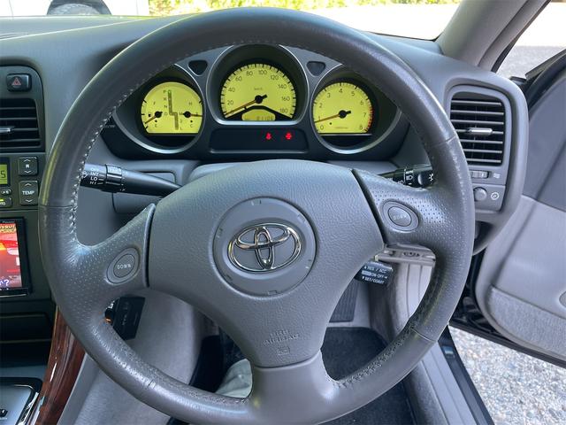 アリスト Ｖ３００　ＥＴＣ　オートクルーズコントロール　ＴＶ　アルミホイール　オートライト　ＨＩＤ　ＡＴ　キーレスエントリー　盗難防止システム　パワーシート　記録簿　衝突安全ボディ　ＡＢＳ　ＥＳＣ　エアコン（3枚目）