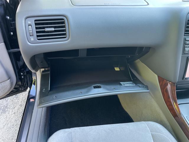 アリスト Ｖ３００　ＥＴＣ　オートクルーズコントロール　ＴＶ　アルミホイール　オートライト　ＨＩＤ　ＡＴ　キーレスエントリー　盗難防止システム　パワーシート　記録簿　衝突安全ボディ　ＡＢＳ　ＥＳＣ　エアコン（50枚目）