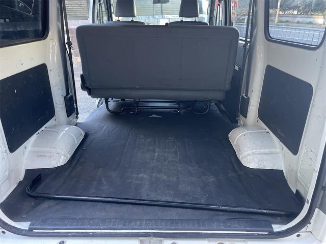 タウンエースバン ＧＬ　ＥＴＣ　バックカメラ　ＴＶ　クリアランスソナー　衝突被害軽減システム　両側スライドドア　キーレスエントリー　アイドリングストップ　電動格納ミラー　ＭＴ　ＥＳＣ　エアコン　パワーウィンドウ（11枚目）