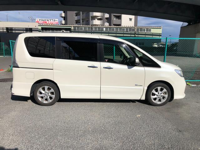 セレナ ハイウェイスター　Ｓ－ハイブリッド　ナビ　ＴＶ　Ｂｌｕｅｔｏｏｔｈ　両側電動スライド　フリップダウンモニター（4枚目）