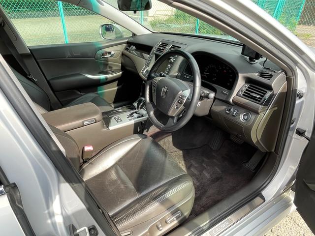 クラウン アスリート　スマキー　電動シート　メモリーシート　ドラレコ　ＥＴＣ　フルセグ　クルーズコントロール　バックカメラ（10枚目）