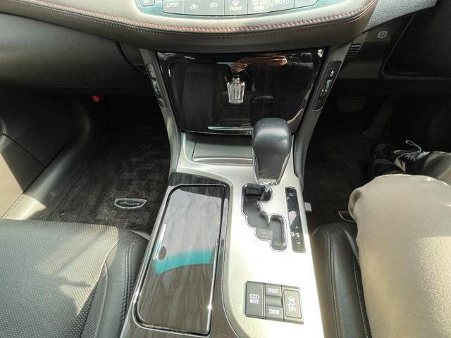 クラウン アスリート　スマキー　電動シート　メモリーシート　ドラレコ　ＥＴＣ　フルセグ　クルーズコントロール　バックカメラ（41枚目）