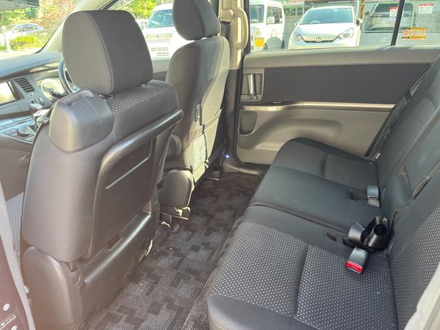 アイシス プラタナ　Ｕセレクション　ＴＶ・Ｂｌｕｅｔｏｏｔｈ・両側電動スライドドア・ＥＴＣ・フリップダンモニター・バックカメラ（17枚目）