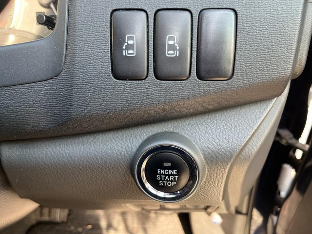 アイシス プラタナ　Ｕセレクション　ＴＶ・Ｂｌｕｅｔｏｏｔｈ・両側電動スライドドア・ＥＴＣ・フリップダンモニター・バックカメラ（18枚目）