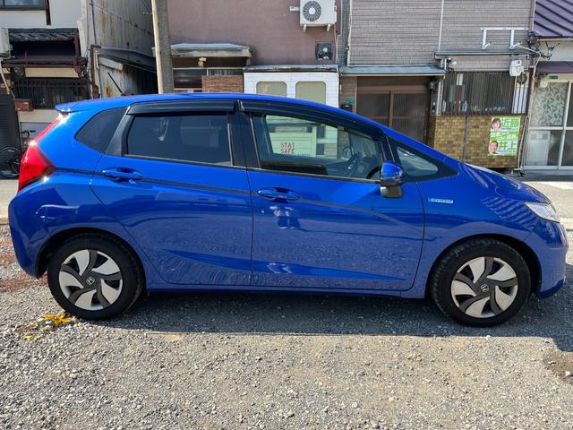 フィットハイブリッド Lパッケージ ETC・バックカメラ・Bluetooth(8枚目)