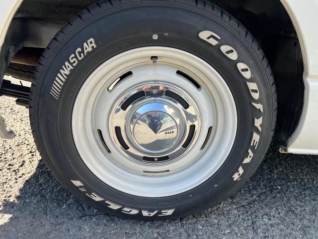 ハイエースバン スーパーＧＬ　ナビ　ＴＶ　ＥＴＣ　キーレス　ディーンクロスカントリーアルミ（32枚目）