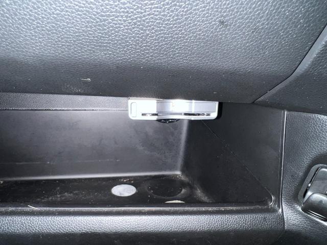 Ｎ－ＯＮＥ プレミアム　ツアラー・Ｌパッケージ　ターボ　アルミ　ナビ　バックカメラ　スマキ―　プッシュスタート　ＥＴＣ　パドルシフト（20枚目）